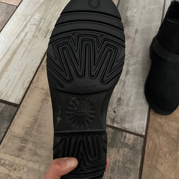 UGG Romely ankle boot with buckle - Picture 9 of 9